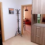 Mani *